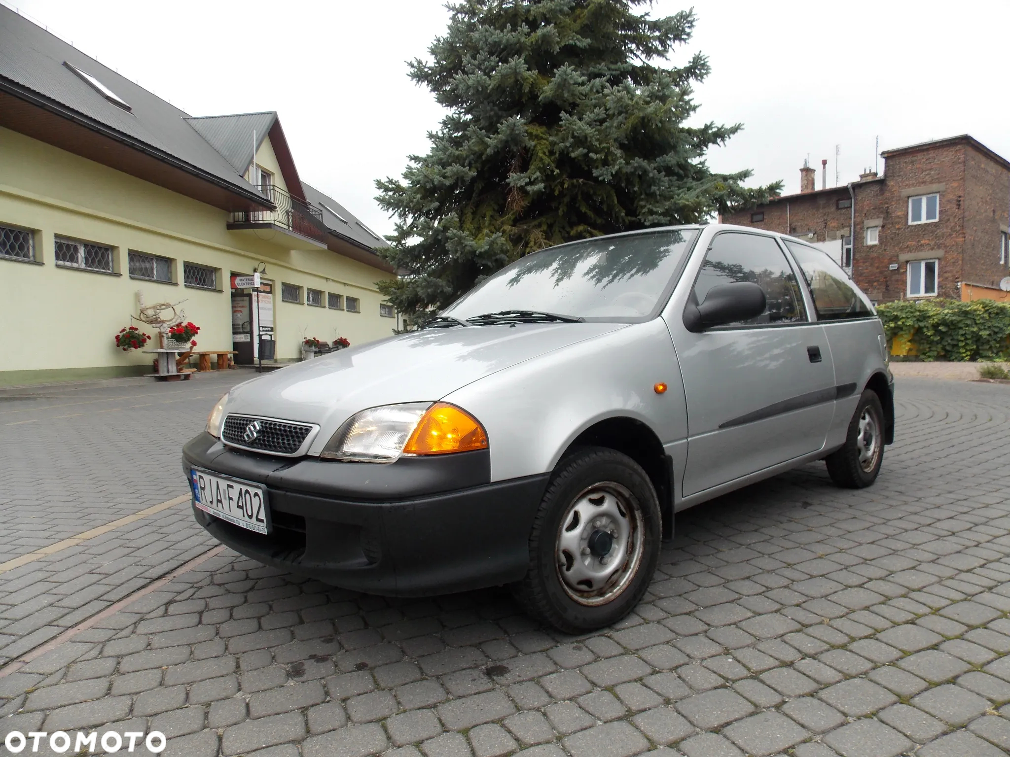 Suzuki Swift 1.0 GL - 2