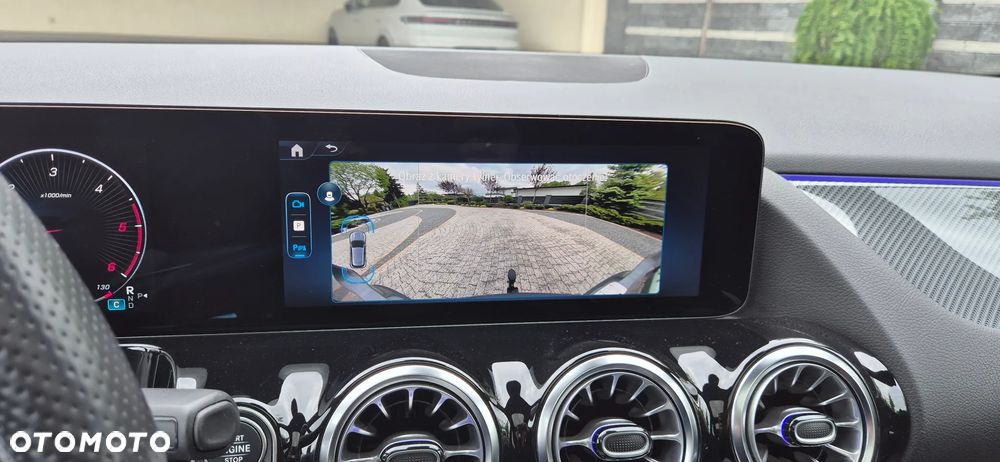 Mercedes-Benz GLA 220 d 4-Matic AMG Line - 12