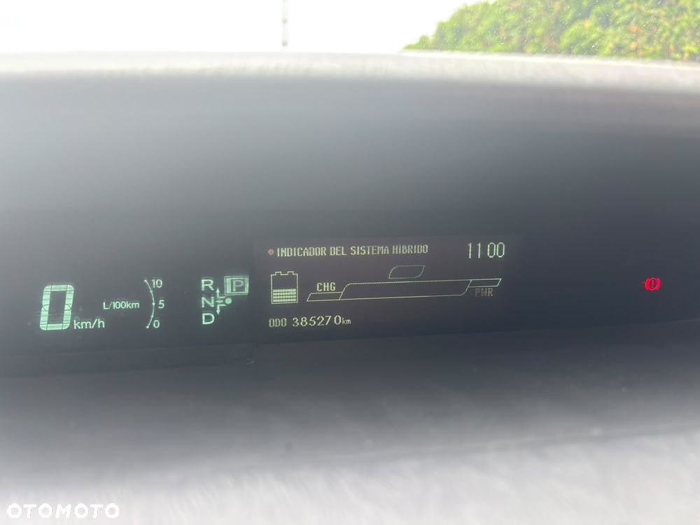 Toyota Prius - 8