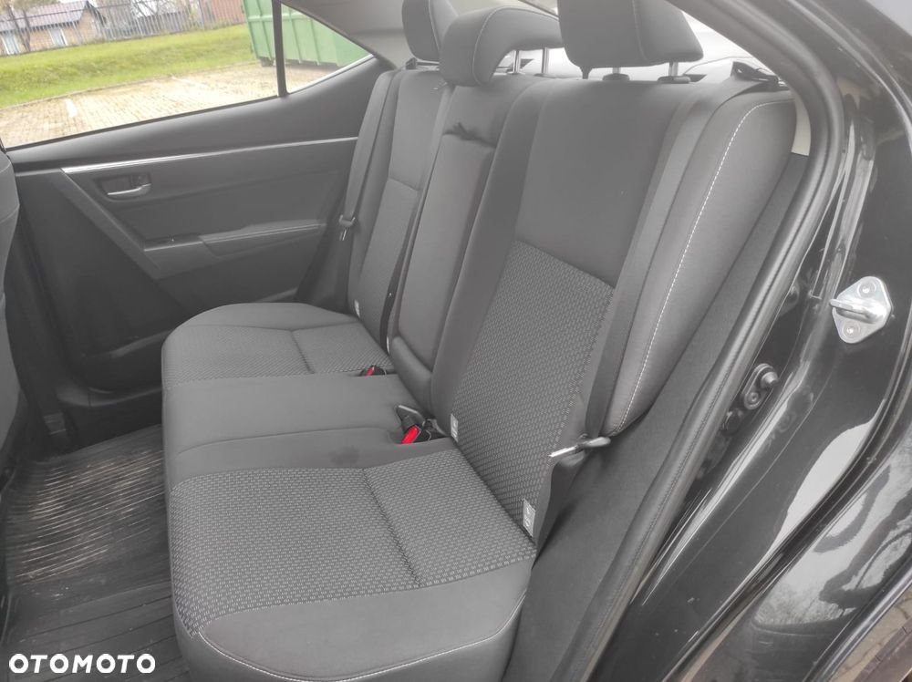 Toyota Corolla 1.6 Comfort - 28