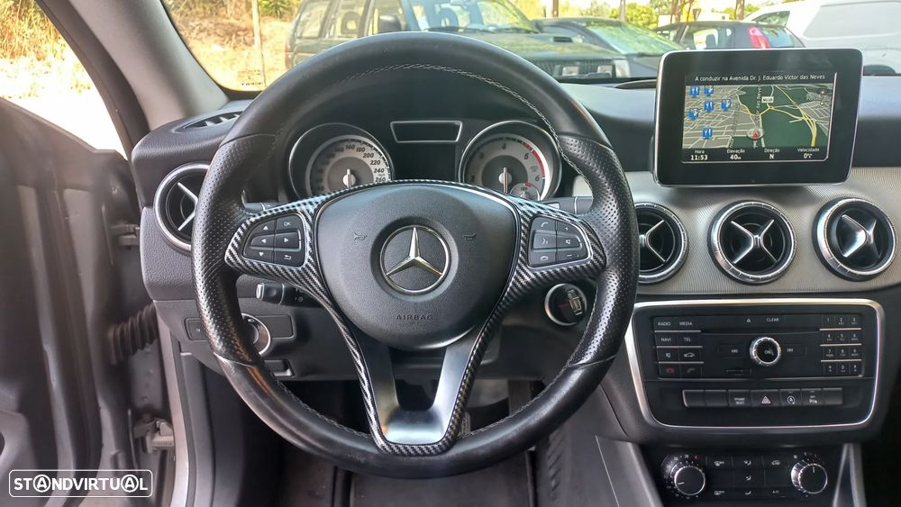 Mercedes-Benz CLA 200 d 7G-DCT Urban — fotografia 5