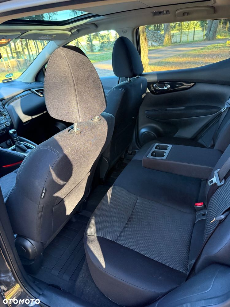 Nissan Qashqai 1.6 DIG-T N-Connecta - 11