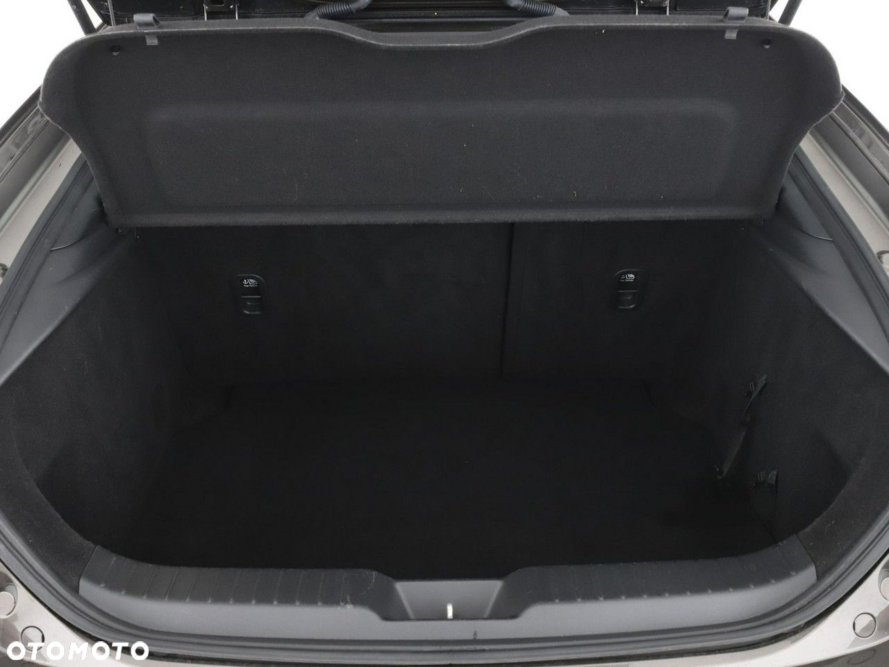 Mazda 3 SKYACTIV-G 120 Automatik Signature - 20