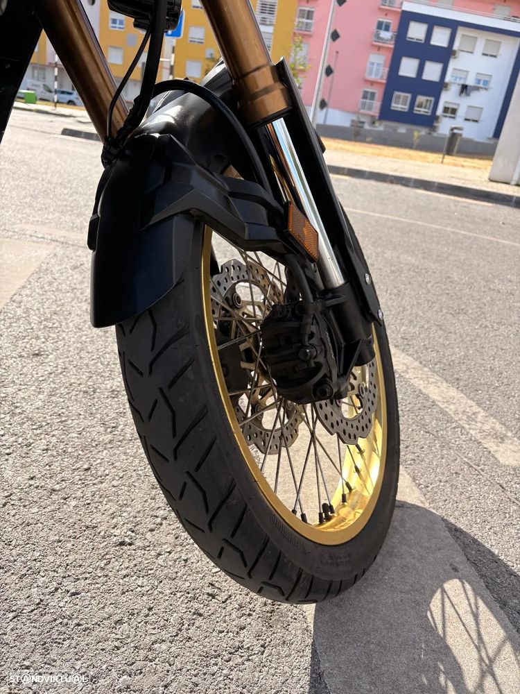 Honda Africa Twin 2 - 6