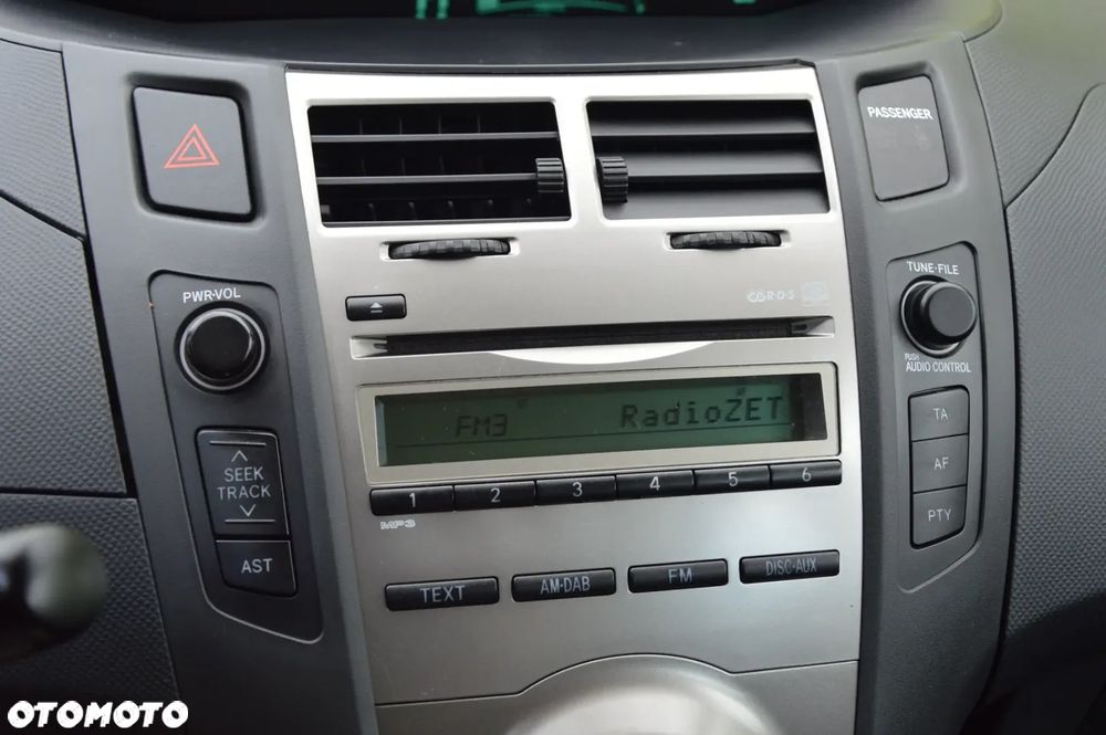 Toyota Yaris - 29
