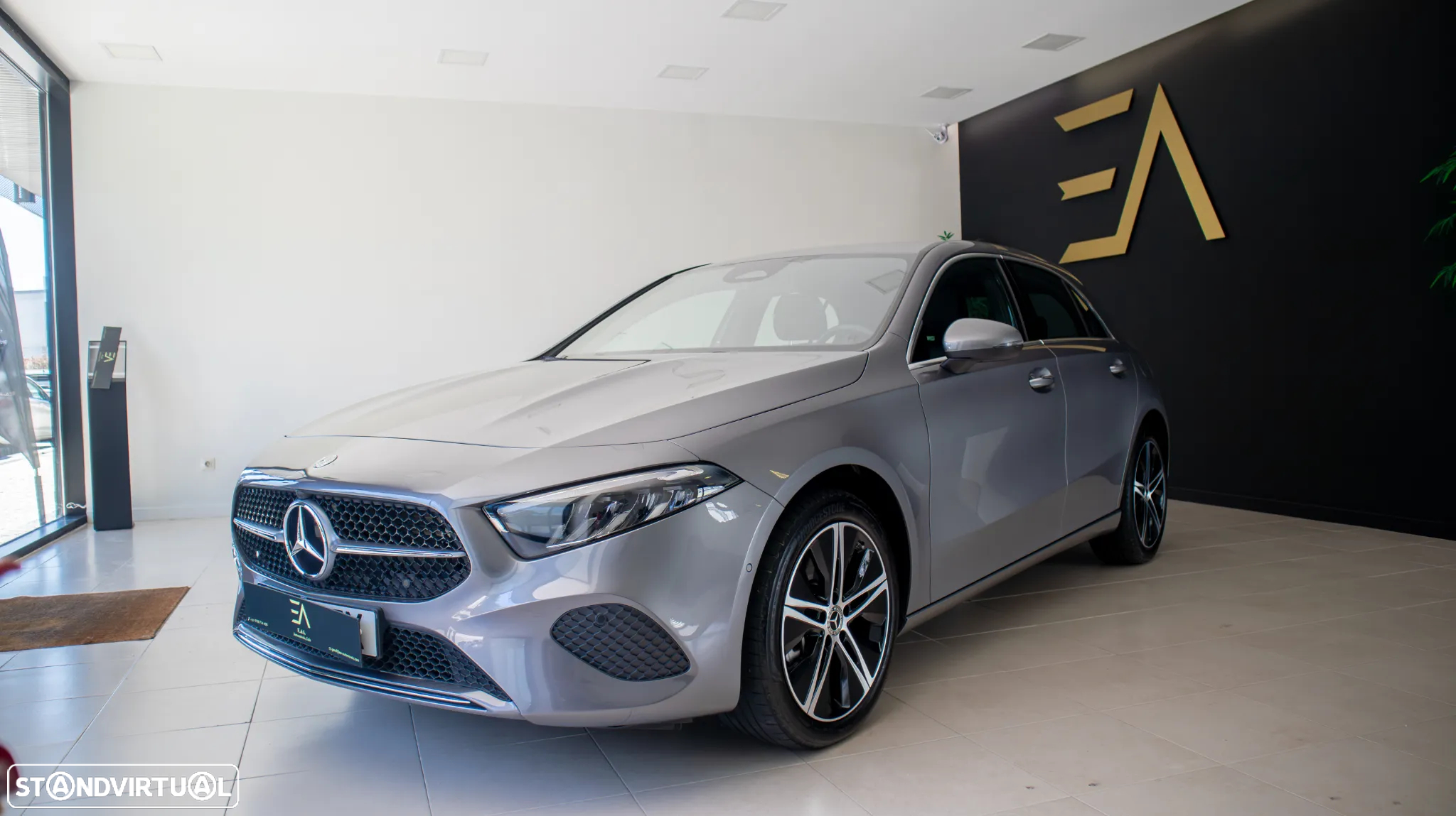 Mercedes-Benz A 250 e - 2