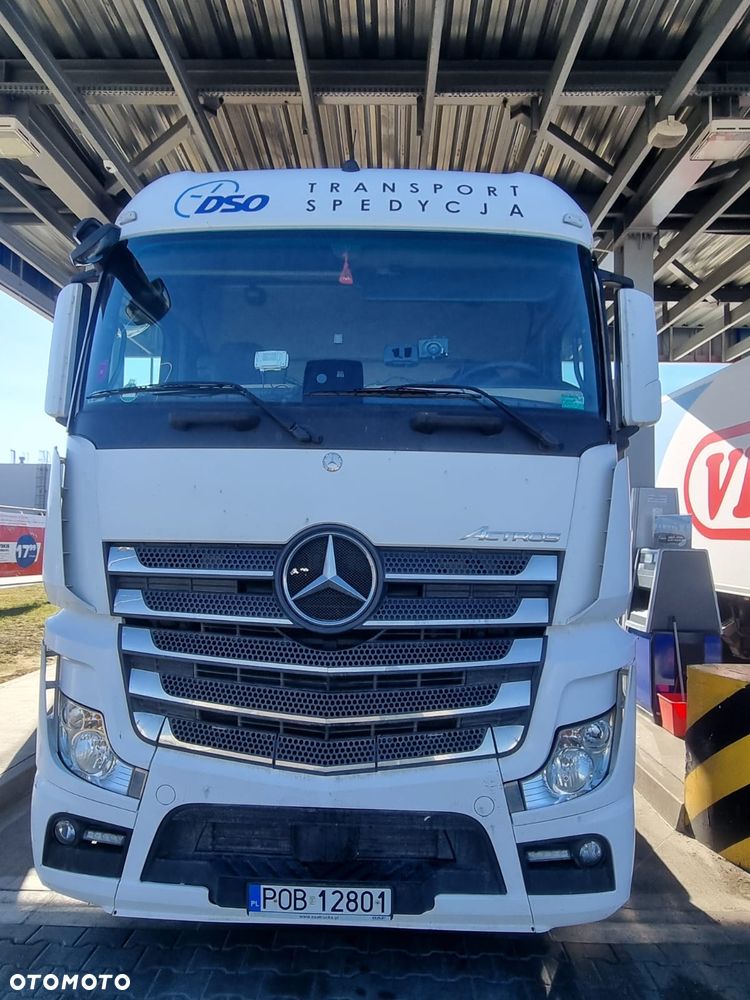 Mercedes-Benz Actros - 1