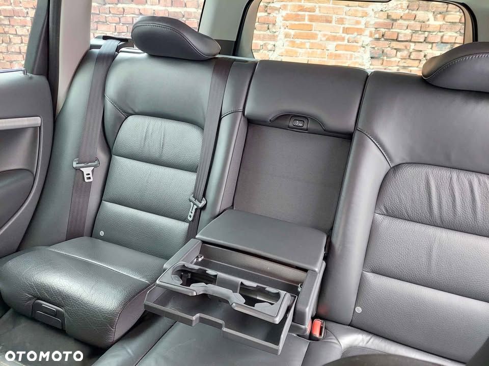 Volvo V70 2.0 Summum - 5