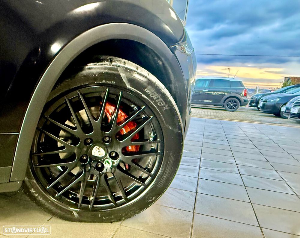 Porsche Cayenne Tiptronic S - 25