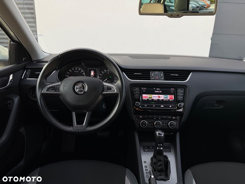 Skoda Octavia 2.0 TDI DSG Premium Edition - 9