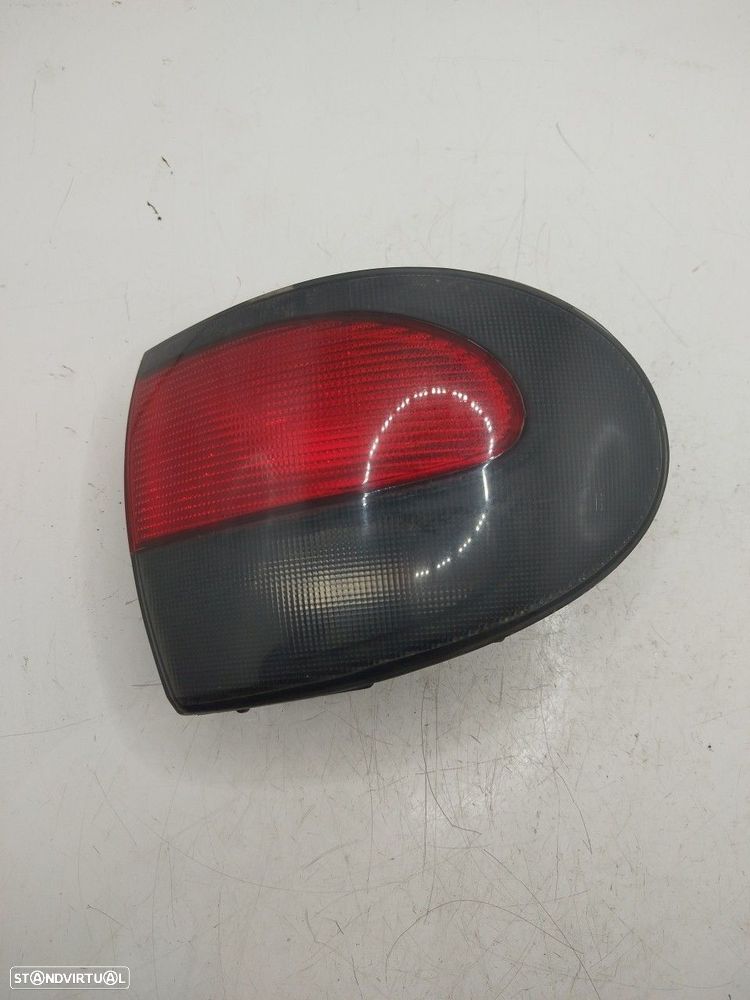 Farolim Stop Esq Renault Megane I Classic (La0/1_) - 2