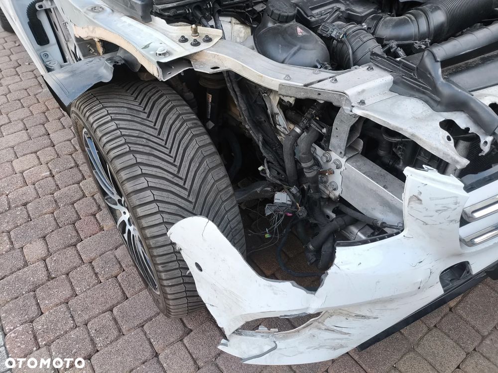 Mercedes-Benz GLC 250 d 4Matic 9G-TRONIC AMG Line - 15