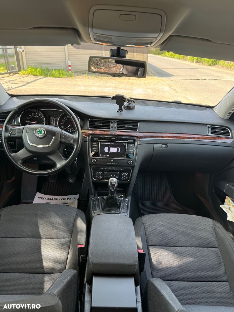 Skoda Superb 2.0 TDI Elegance 4x4 - 21