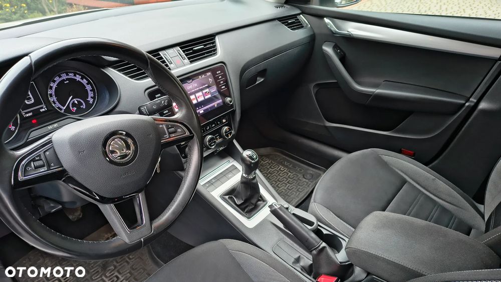 Skoda Octavia 1.5 TSI ACT Ambition - 15