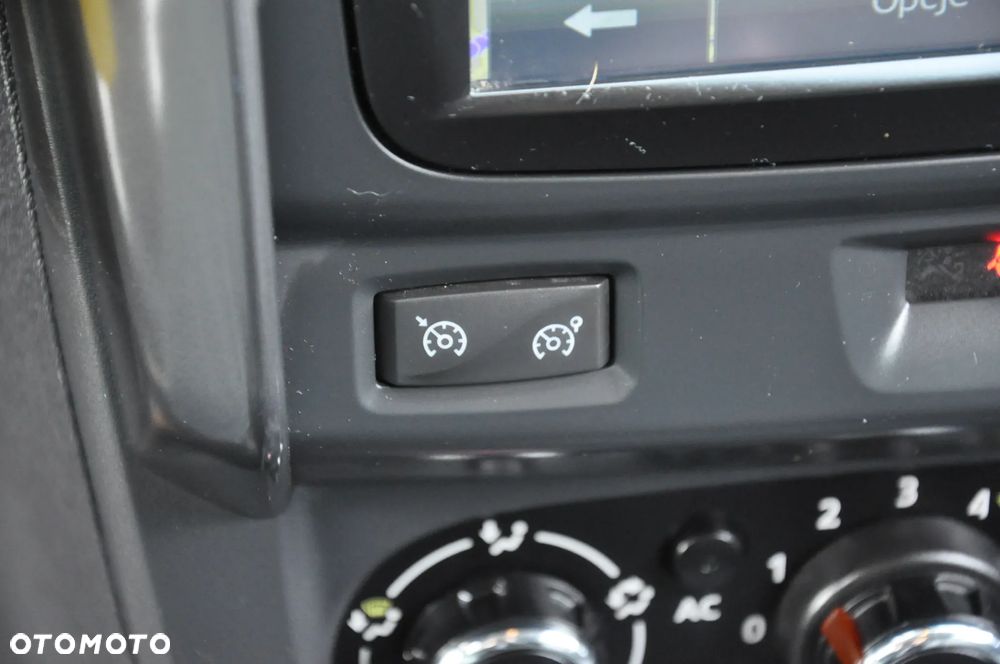 Dacia Duster 1.2 TCe Prestige S&S EU6 - 25