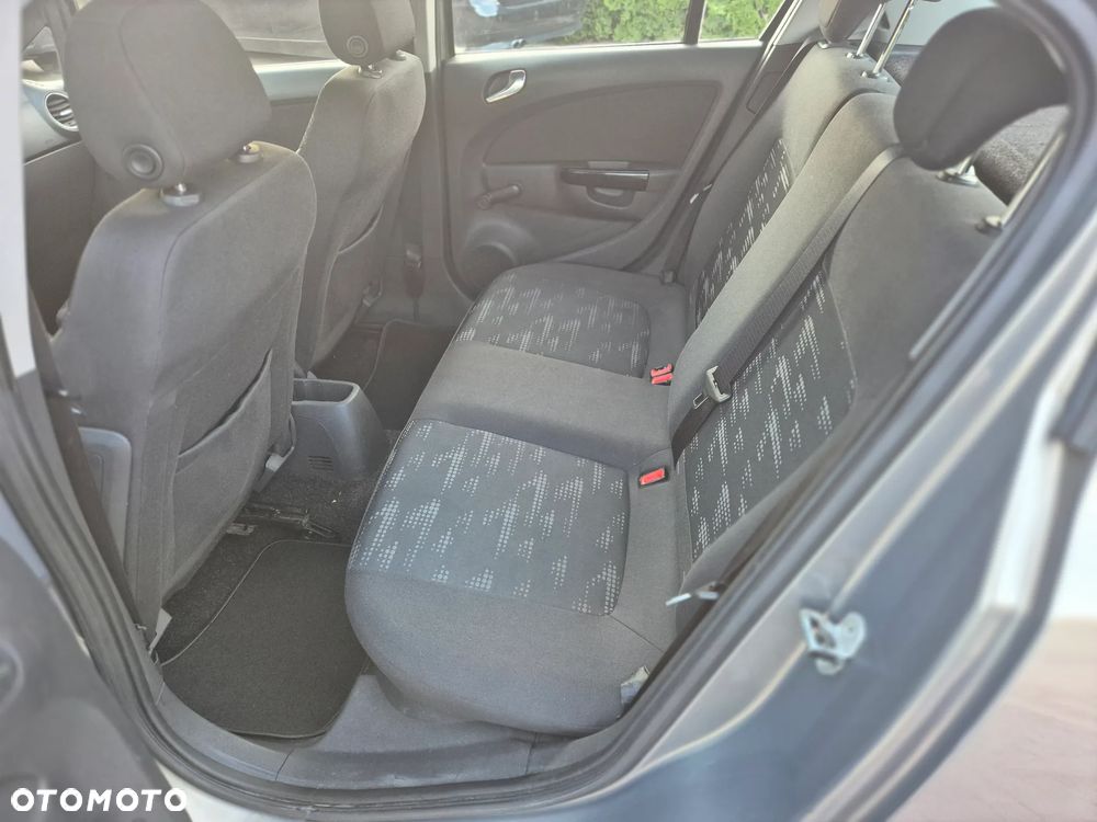 Opel Corsa 1.2 16V Essentia - 26