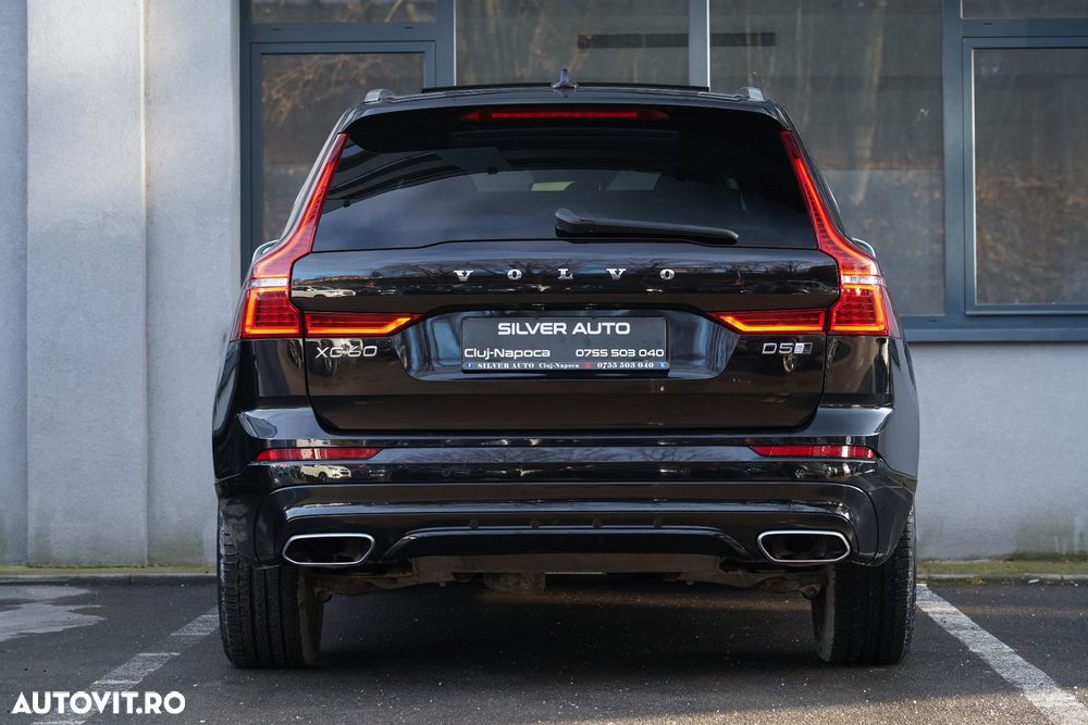 Volvo XC 60 D5 AWD Geartronic RDesign - 13