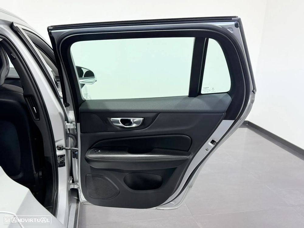 Volvo V60 2.0 T6 AWD TE Inscription - 48