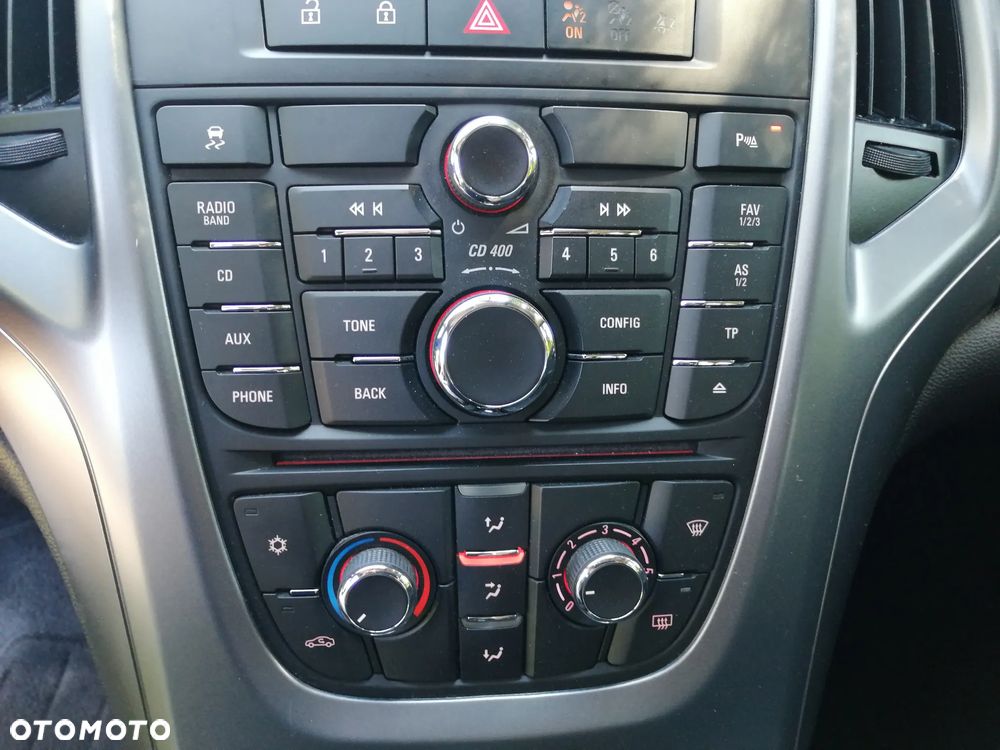 Opel Astra 1.4 Turbo - 13