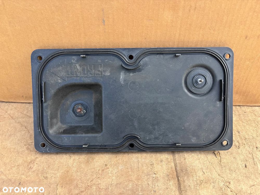 BMW 5 F11 Kombi Oryginalna Zaślepka Schowka Bagażnika Tył Prawy Wydech Dwie Rurki Podwójny 7314091 51717314091 - 3