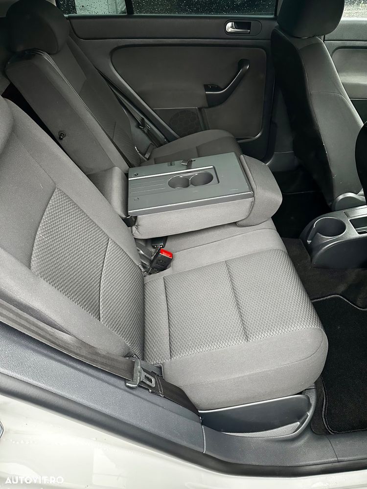 Volkswagen Golf Plus 1.6 TDI DPF DSG Comfortline - 7