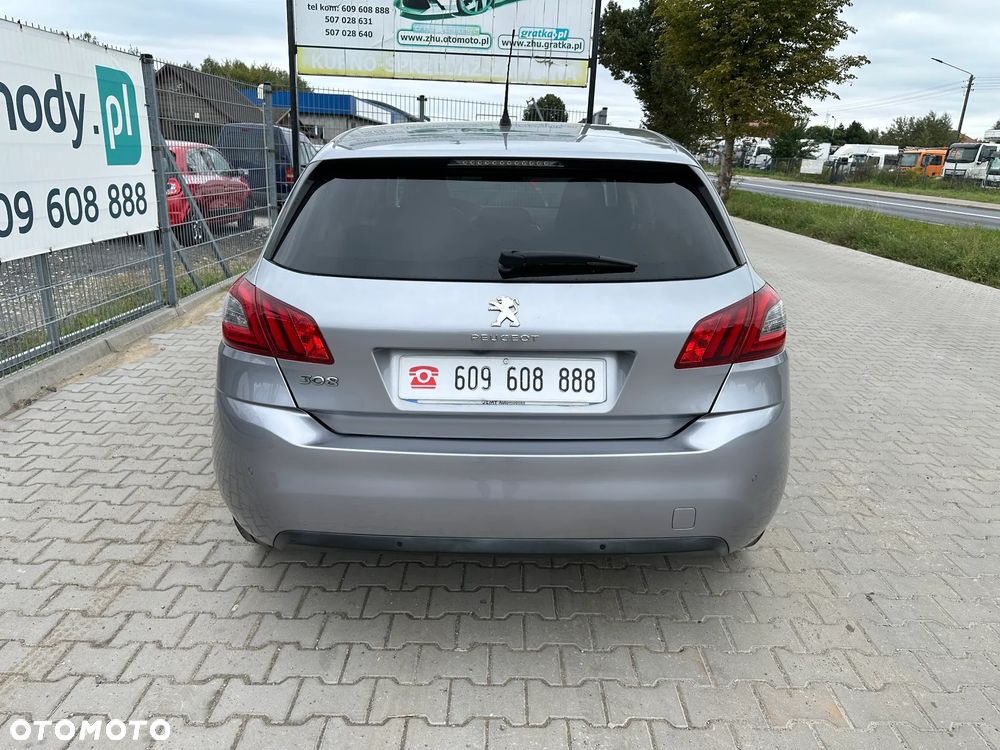 Peugeot 308 - 5