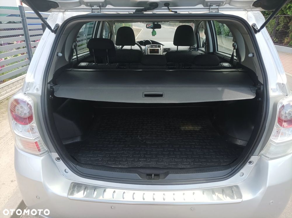 Toyota Verso 1.8 Premium EU5 MS - 16