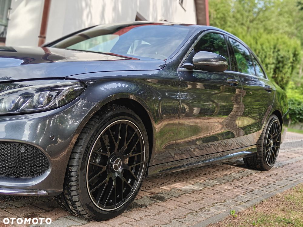 Mercedes-Benz Klasa C 200 7G-TRONIC - 33