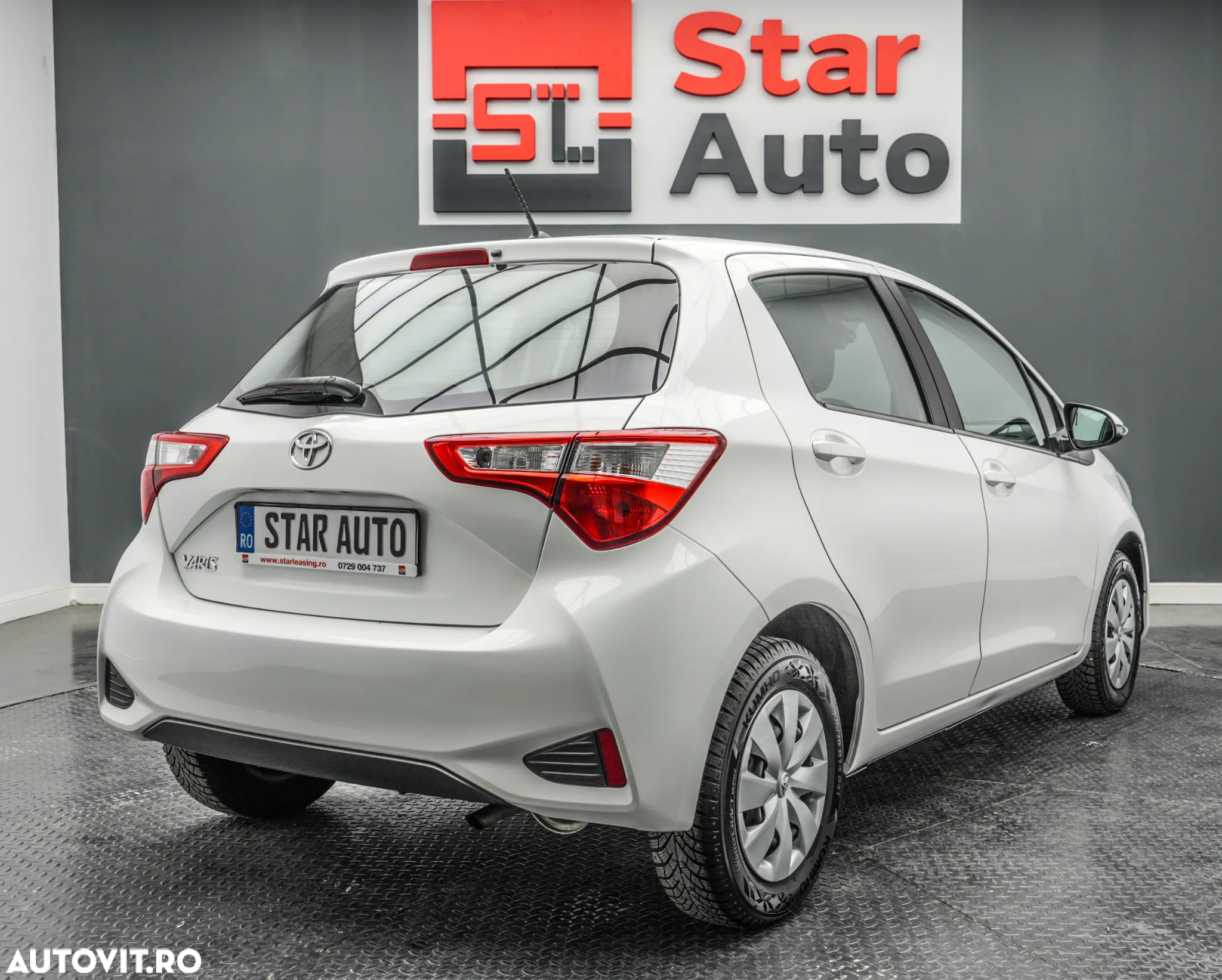 Toyota Yaris 1.0 L Eco - 6