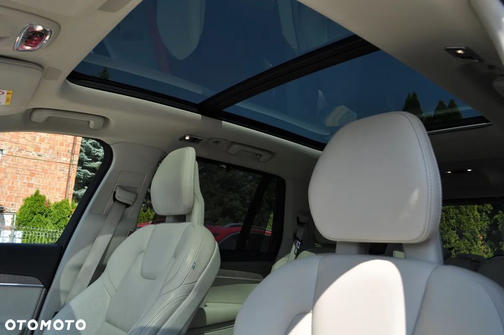 Volvo XC 90 T8 AWD Plug-In Hybrid Inscription 7os - 16