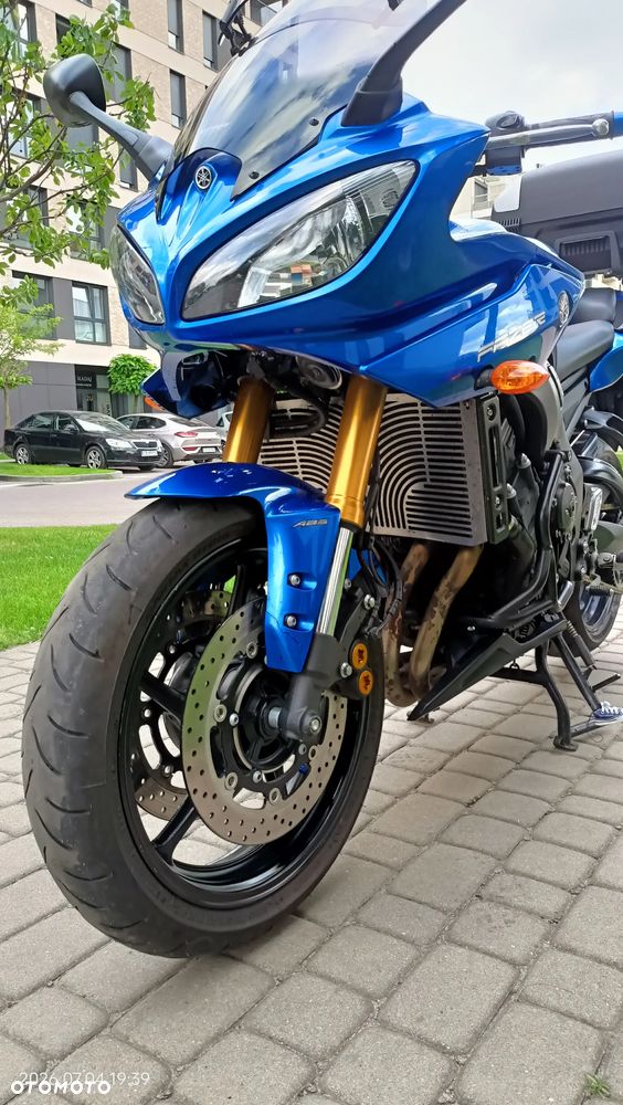 Yamaha FZ8 - 7