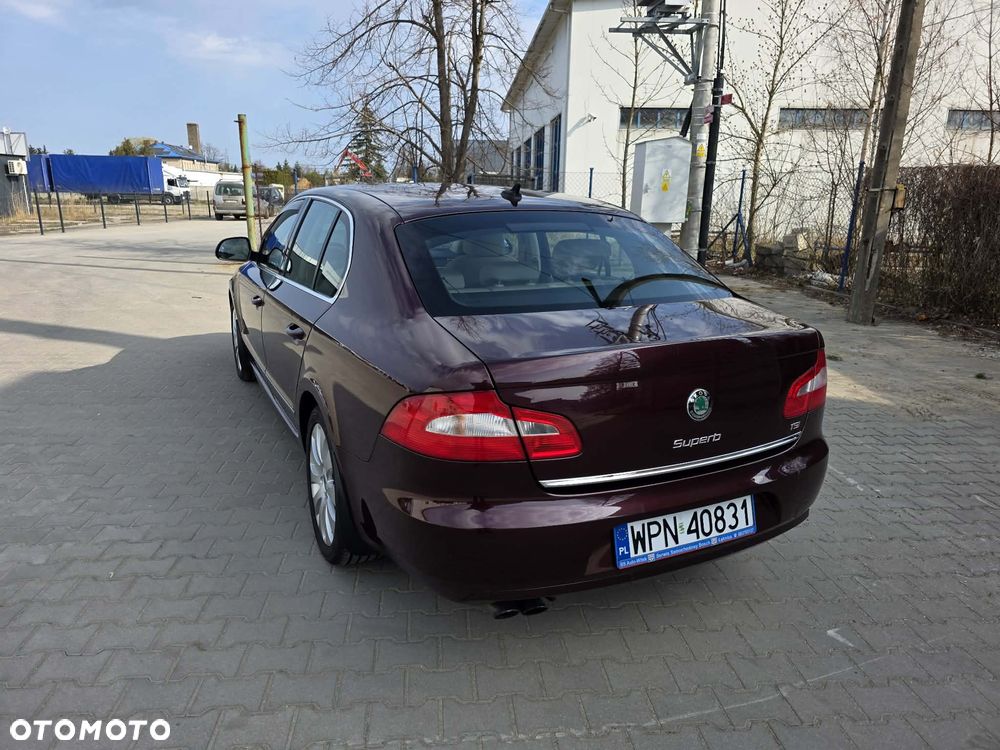 Skoda Superb 1.8 TSI DSG Comfort - 3