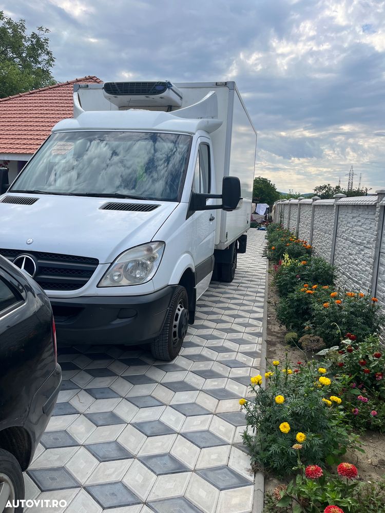 Mercedes-Benz Sprinter 906.211 - 8