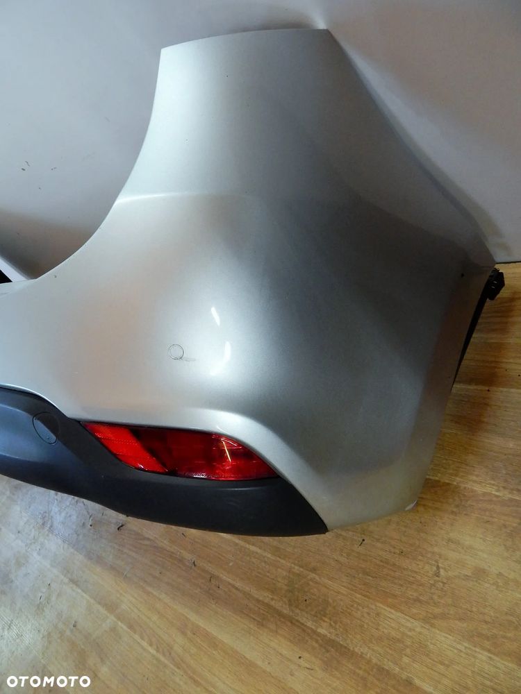 Zderzak tył tylni PDC Kia Carens IV 13-19 kolor 3D srebrny Łuków części - 3