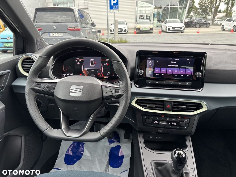 Seat Arona - 12