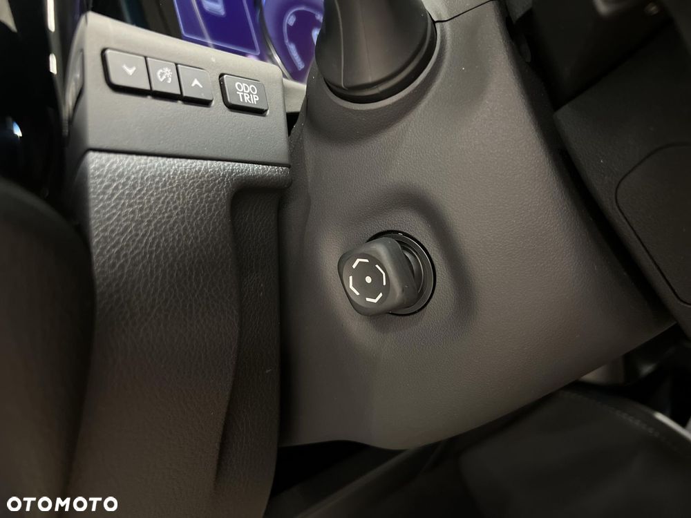 Lexus ES 300h Business Edition - 34