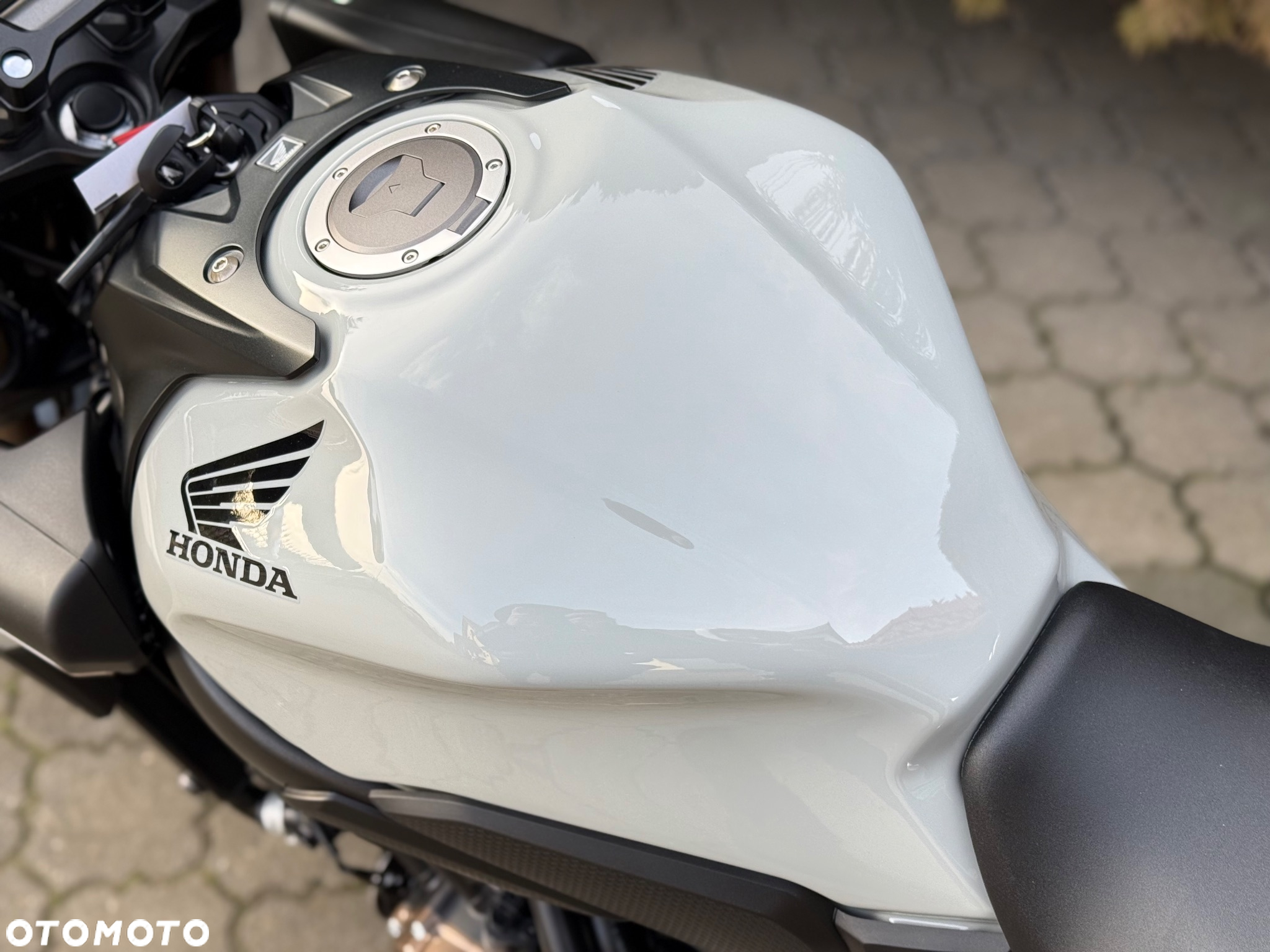 Honda CB - 30
