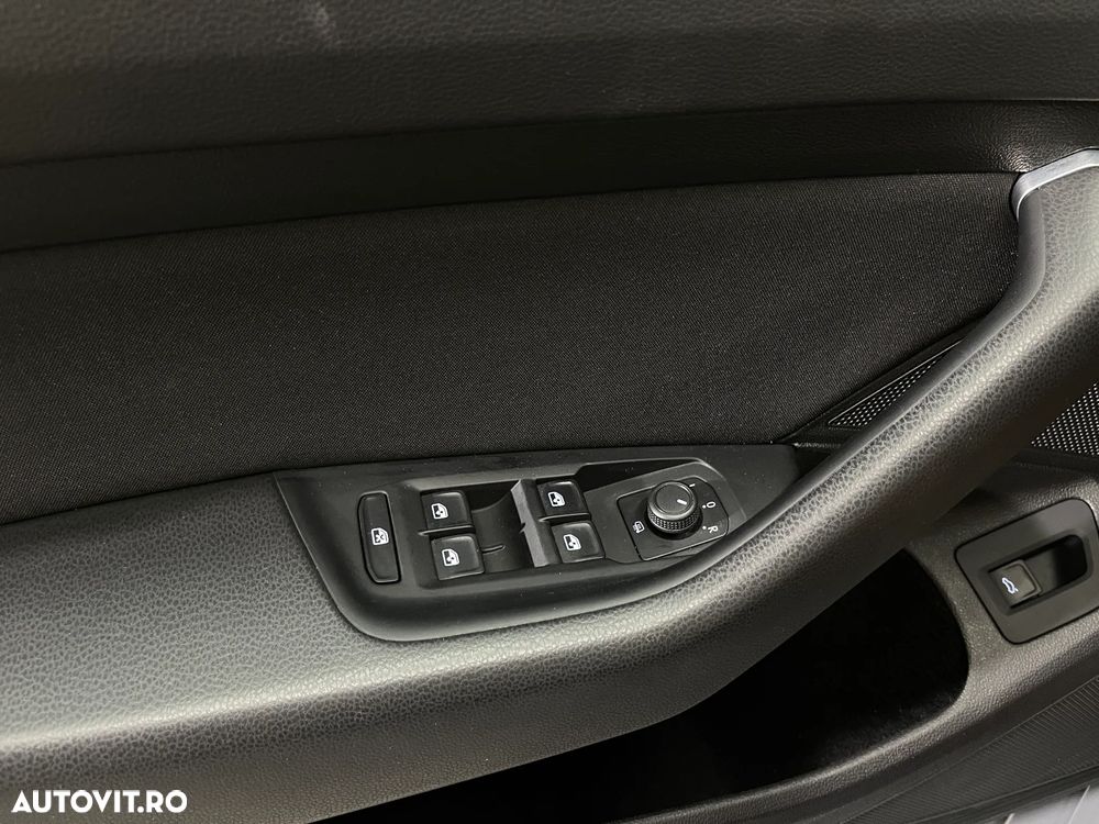 Volkswagen Passat 2.0 TDI Comfortline - 22