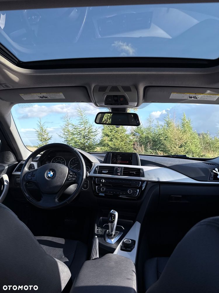BMW Seria 3 - 12