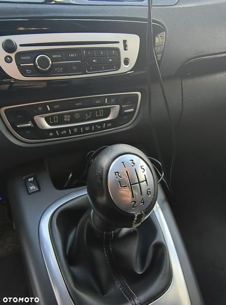 Renault Scenic Energy dCi 110 S&S Bose Edition - 27