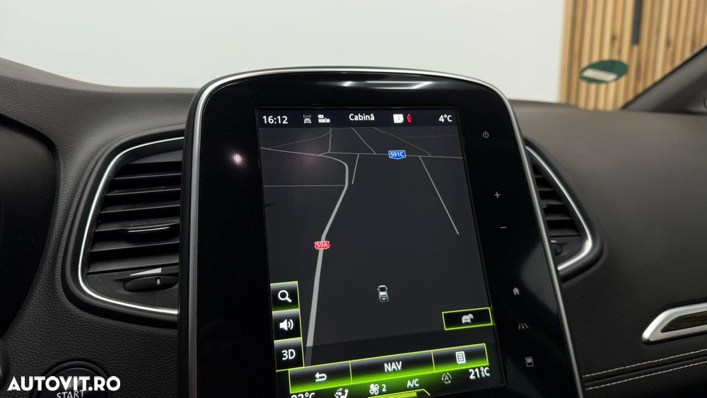 Renault Grand Scenic - 21