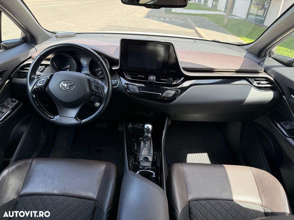 Toyota C-HR - 15