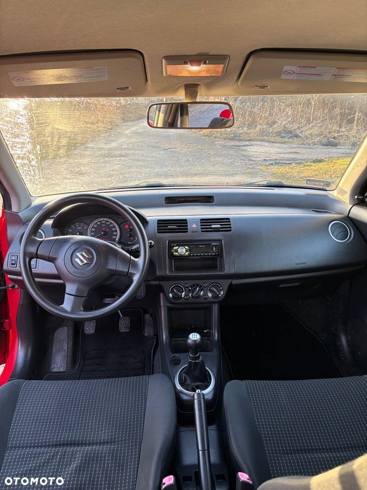 Suzuki Swift - 13