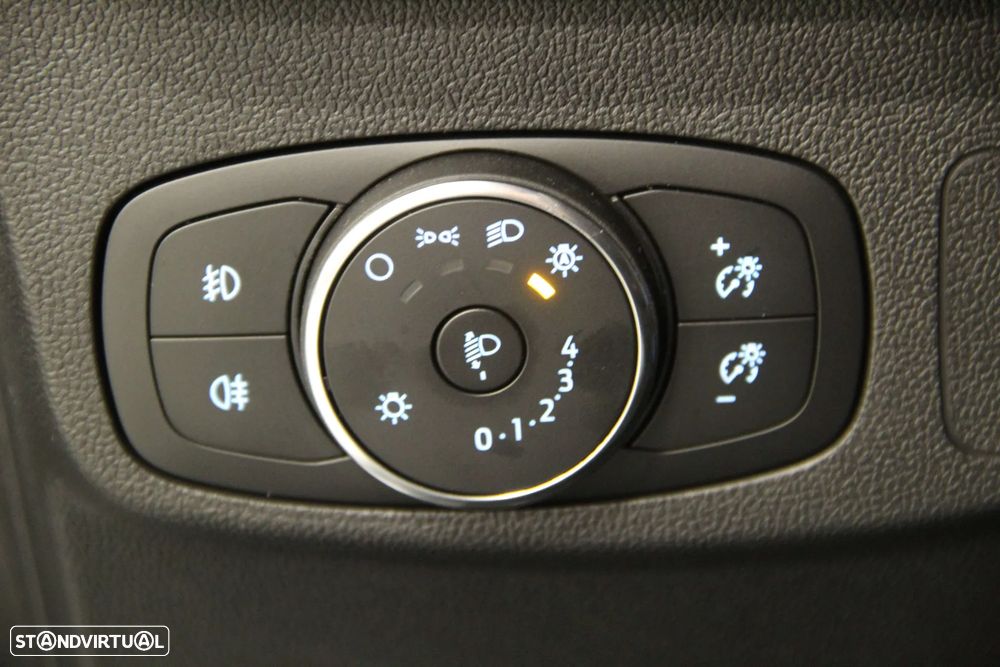 Ford Focus SW 1.0 EcoBoost ST-Line - 11
