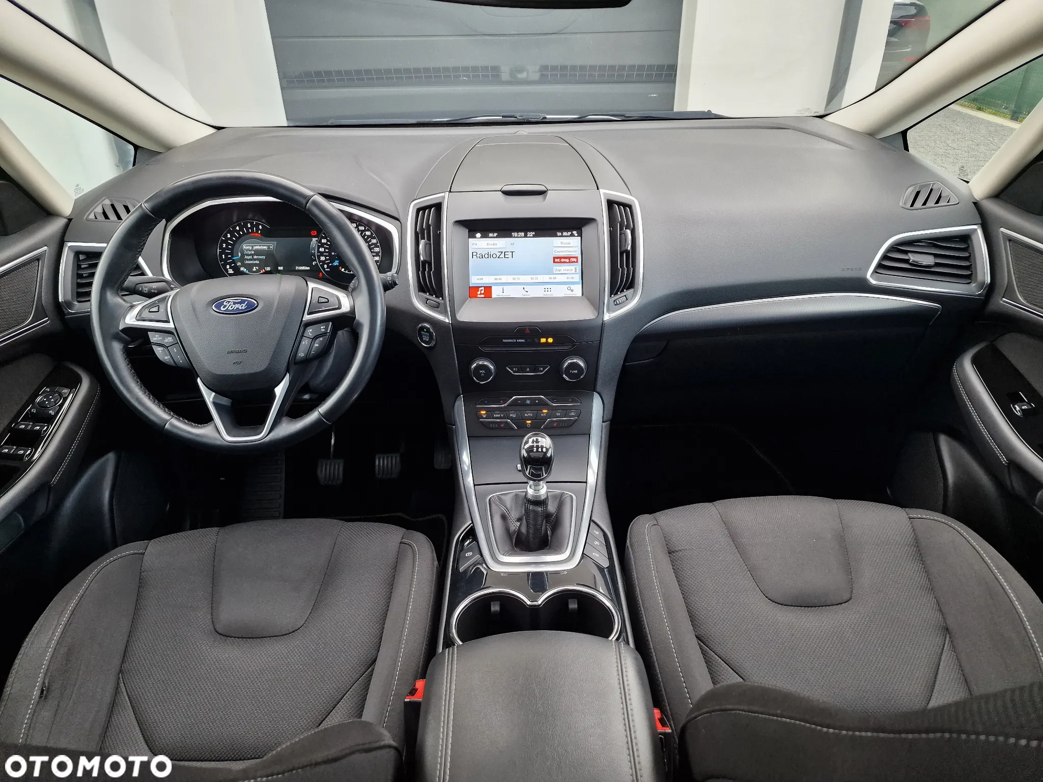 Ford S-Max 2.0 TDCi Titanium - 28