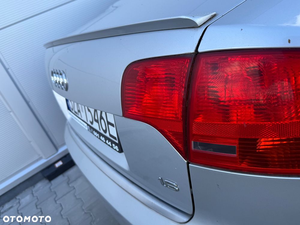 Audi A4 Limousine - 28