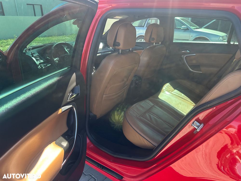 Opel Insignia - 14