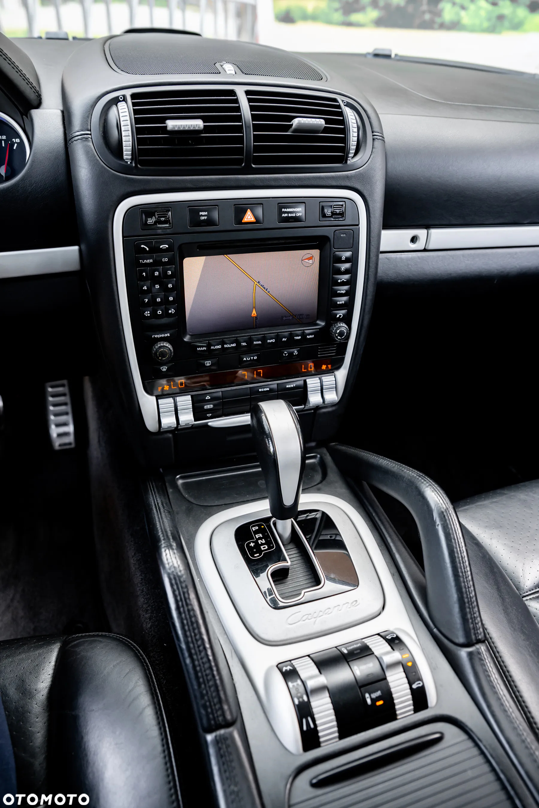 Porsche Cayenne S Tiptronic - 34
