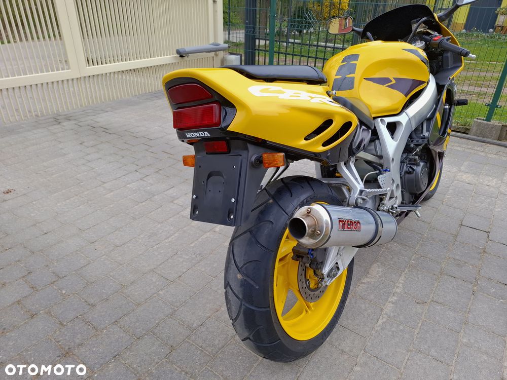 Honda CBR - 18