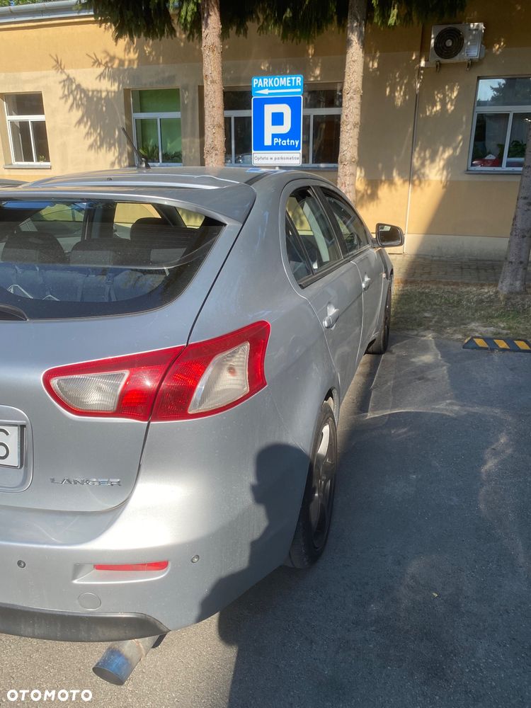 Mitsubishi Lancer - 5